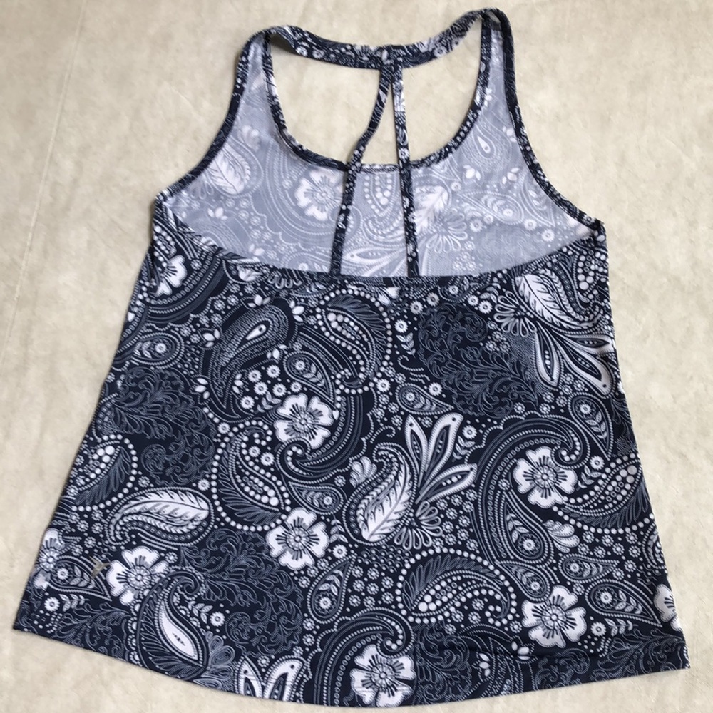 Old Navy Go-Dry Active Paisley Navy Blue with White Print Tank Size S/P - Picture 2 of 6